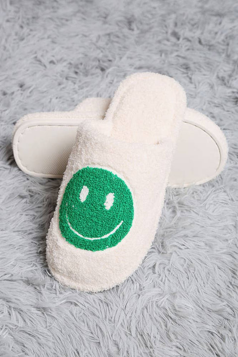Comfy Happy Face Fuzzy Slipper: ML / Green